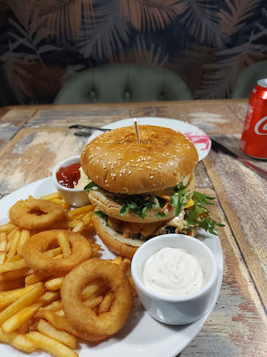 Ravintola Maan - Ravintola-ala