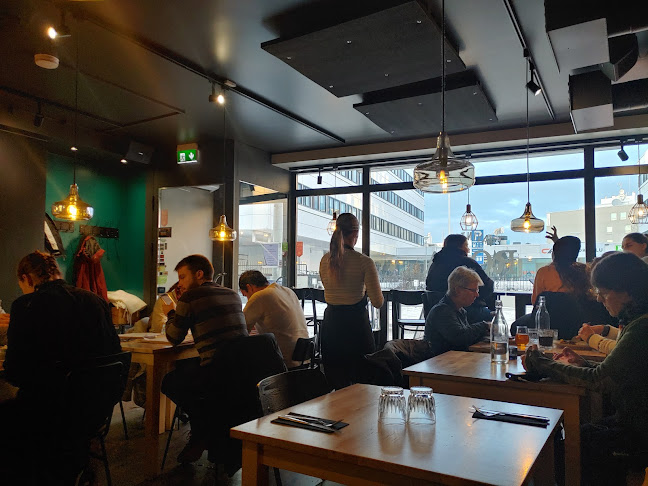 Comentarii opinii despre Roka Kitchen & Wine Bar