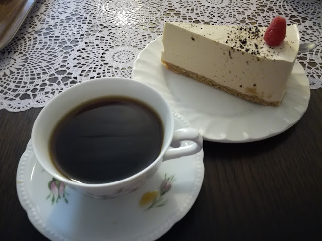 Café Hallonblad - Ravintola-ala