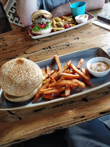 Public House Huurre Open Times