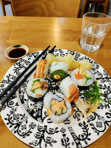 Ravintola Midori - Ravintola-ala