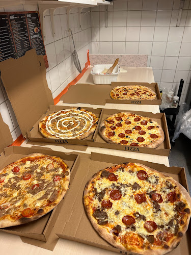 Mustalahdentie 2, 00960 Helsinki