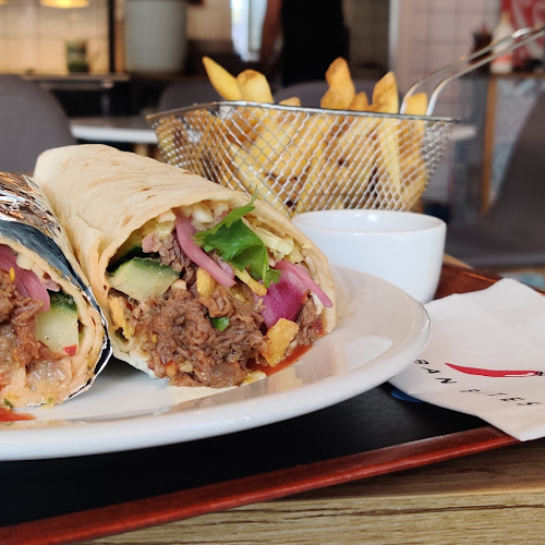 The Urban Bites | Burgers & Wraps - Ravintola-ala