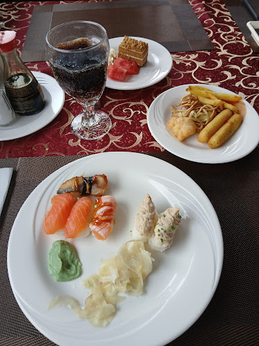 Raahen Tornitalo kiinalainen ravintola - Ravintola-ala