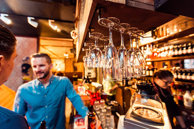 Mono Pub - Ravintola-ala