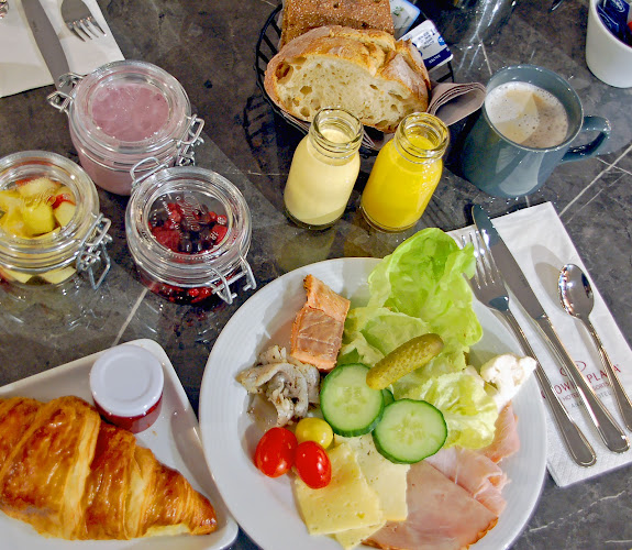 Comentarii opinii despre Hesperia Restaurant & Bar