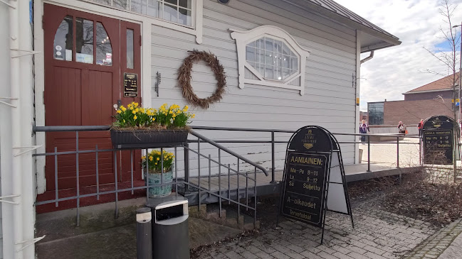 Comentarii opinii despre Asemapäällikkö