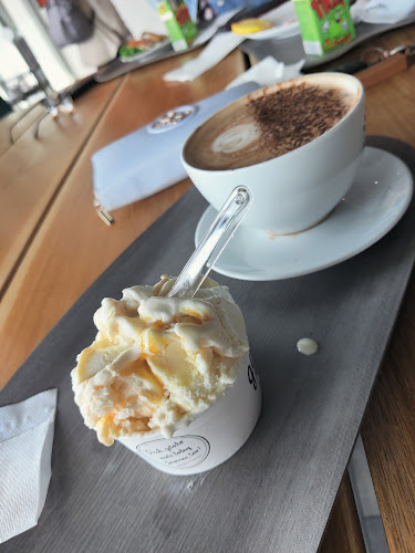 Opinii despre Robert's Coffee Pietarsaari în Pietarsaari - Ravintola-ala