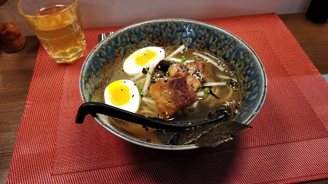 Ohana Lei'Pomo & Grille - Ravintola-ala