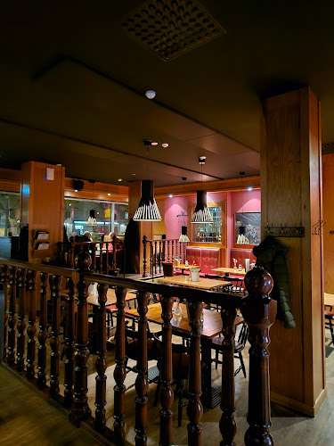 Weeruska - Ravintola-ala