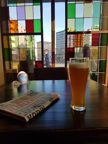 William K. Kurvi - Ravintola-ala