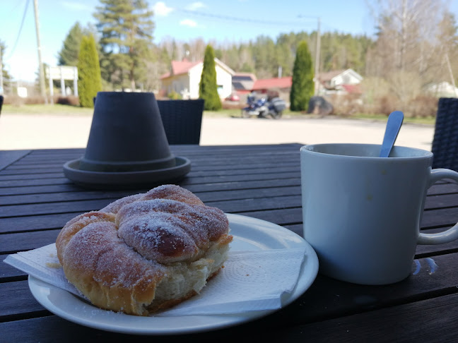 Reviews of Leipomo ja Kahvila Tuukkanen Ky in Hyönölä - Ravintola-ala
