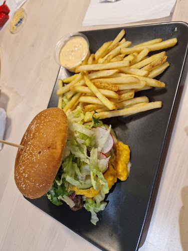 Opinii despre Kalle's Burger Corona în Kemi - Ravintola-ala