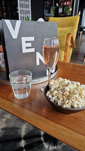 Pakkahuoneenkatu 16, 90100 Oulu