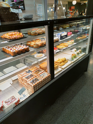 Marian Konditoria, Dixi