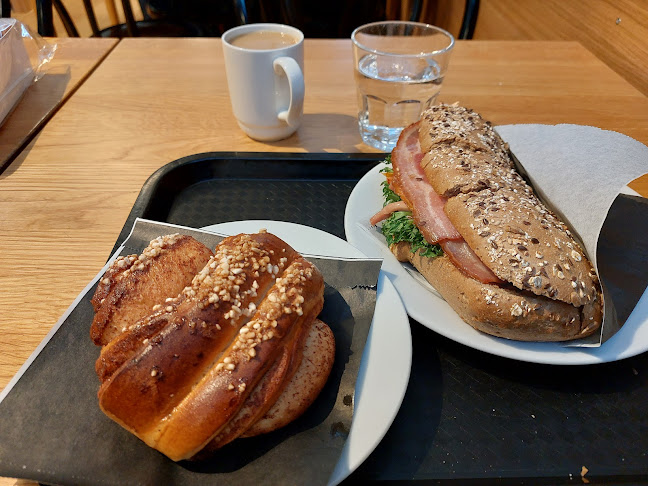 Reviews of Huovisen Leipomo Ilmarinkadun myymälä in Oulu - Ravintola-ala