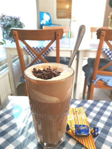 Comentarii opinii despre Kauppaneuvoksen kahvila