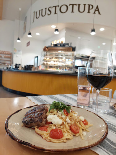 Opinii despre Herkkujuustola Oy în Sastamala - Ravintola-ala