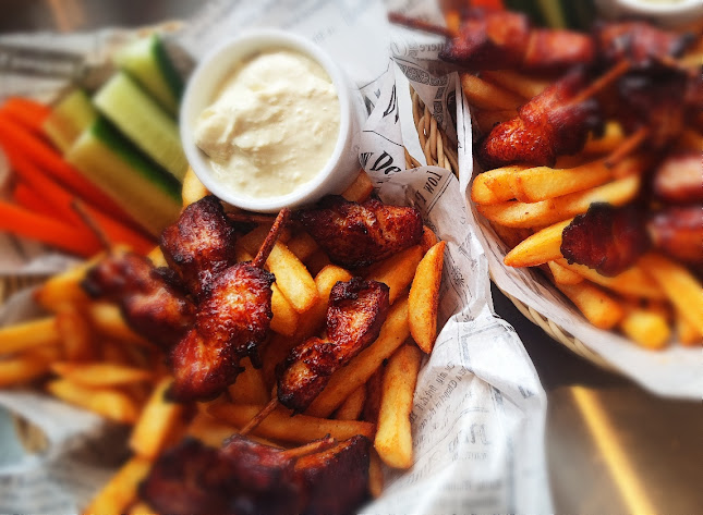 Opinii despre Martinniemen Kerhola în Oulu - Ravintola-ala