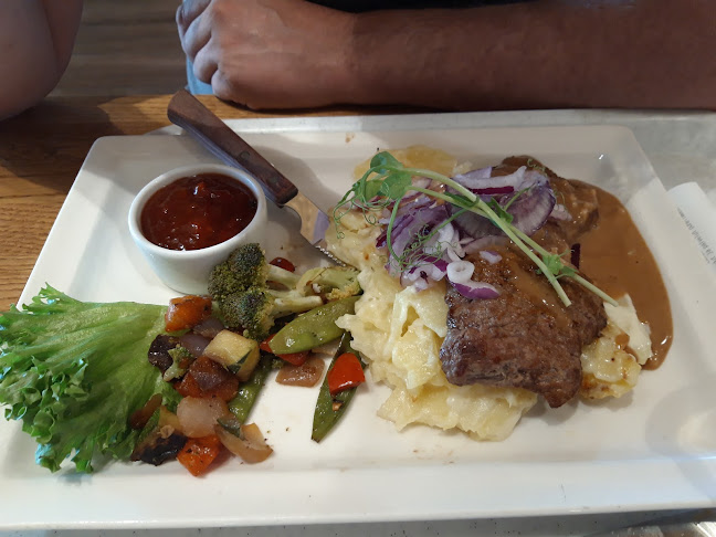 Vierumäen Matkakeidas - Ravintola-ala