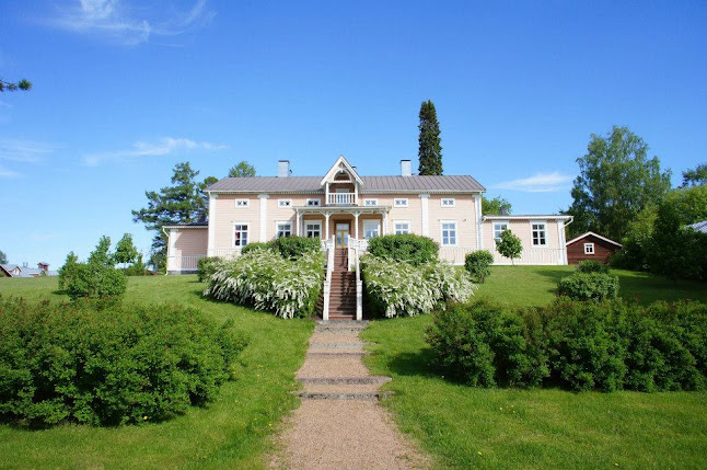 Pappilan Pidot Oy / Keuruun vanha pappila - Keuruu