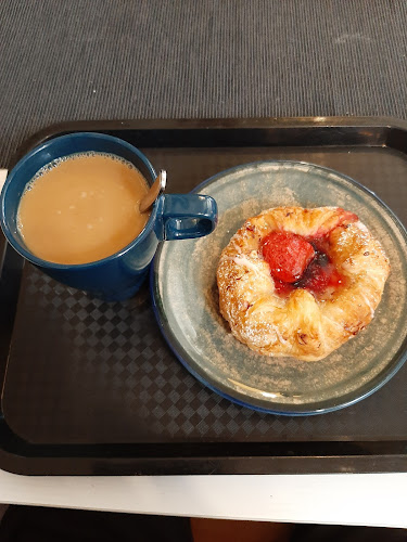 M Cafe - Ravintola-ala