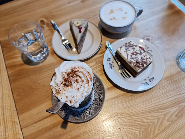 Ihana Kahvila Baari - Ravintola-ala