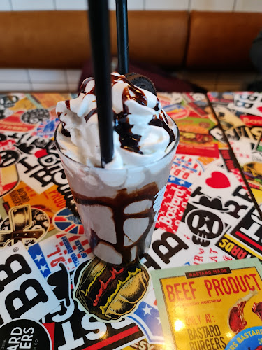 Comentarii opinii despre Bastard Burgers