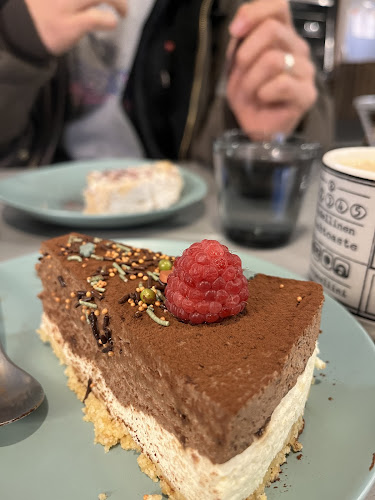 Comentarii opinii despre Kahvila-konditoria Nina Mimosa