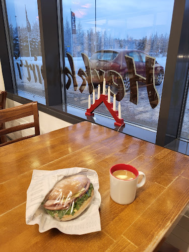 Maalaisleipomon Herkkupirtti - Ravintola-ala