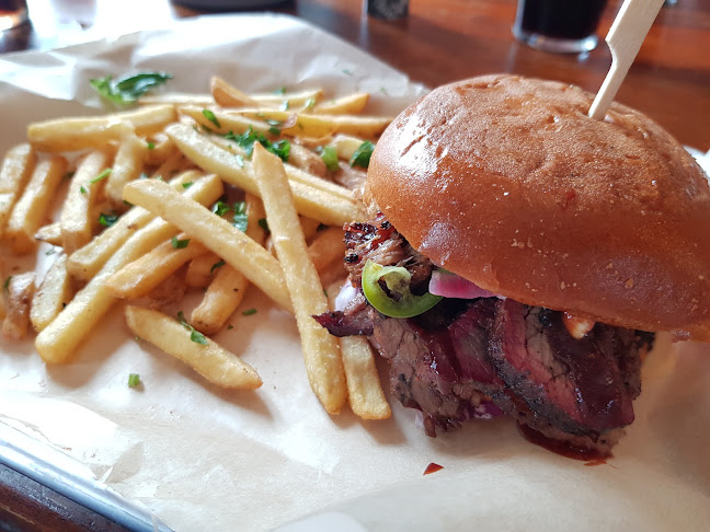 Comentarii opinii despre Smoky Morris