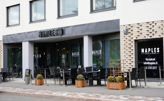 Naples Food & Wine Munkkiniemi - Helsinki
