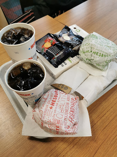 Opinii despre Hesburger Sokos Joensuu în Joensuu - Ravintola-ala