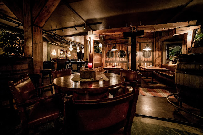 Mustaparran Päämaja