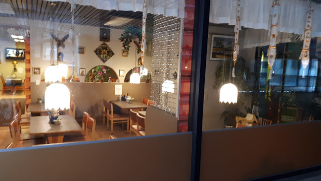 Comments and reviews of Thai House