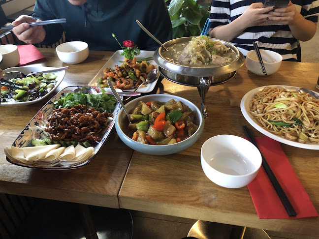 Dong Bei Hu - Ravintola-ala