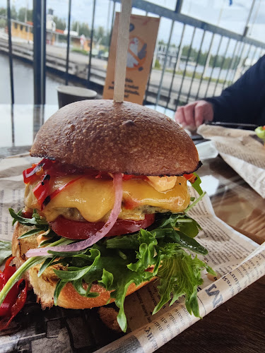 Comentarii opinii despre Satama Cafe & Bistro