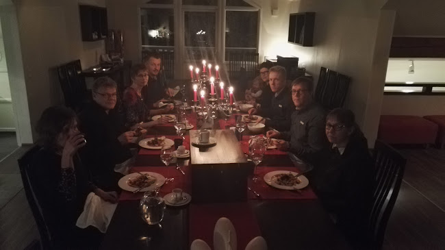 Comentarii opinii despre Studioravintola Tundra