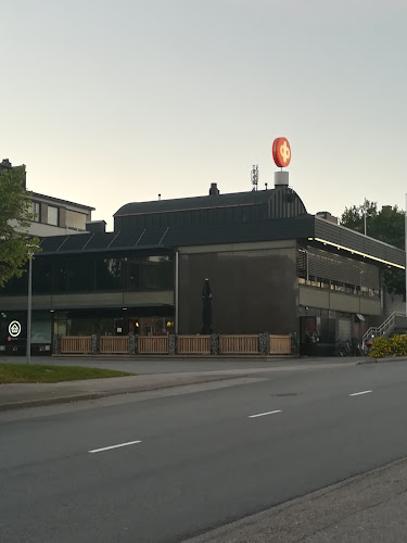 Pub Ittellismies - Ravintola-ala