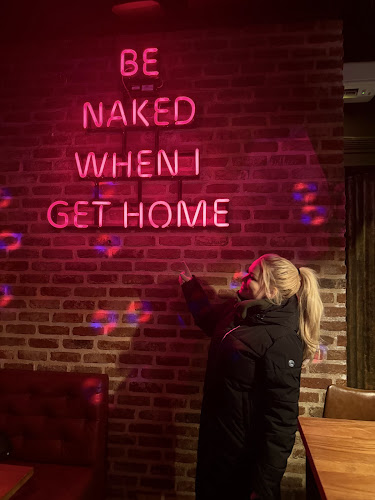 Comentarii opinii despre Gate A21