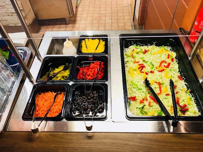 Memos Ravintola, Viirinkankaantie 9, 96300 Rovaniemi