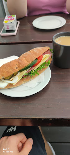 Opinii despre Rikkilän Leipä Oy / Tullitie 1 în Lappeenranta - Ravintola-ala