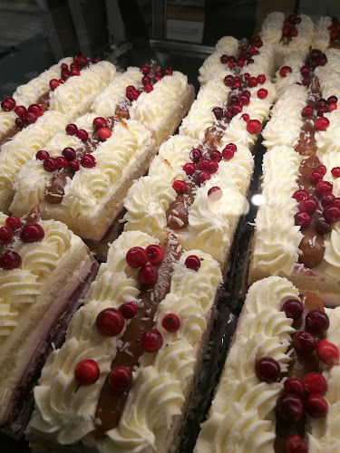 Opinii despre Pikku-Paussi Kahvila-Konditoria în Seinäjoki - Ravintola-ala