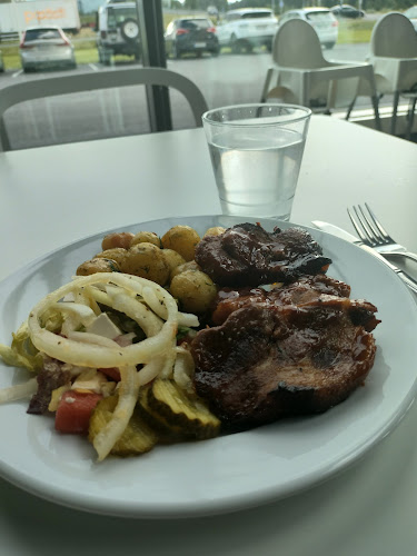 Comments and reviews of Laakee Deli