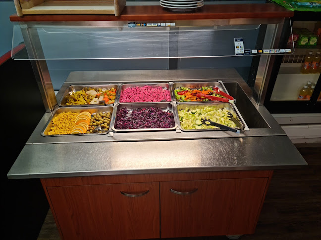 Opinii despre Kuninkaan Grilli Pizzeria în Hyvinkää - Ravintola-ala