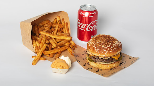 Opinii despre Bites Burgers Lippulaiva în Espoo - Ravintola-ala