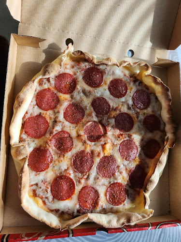 Pihlajan Pizzatalo ja Kahvila Phone number