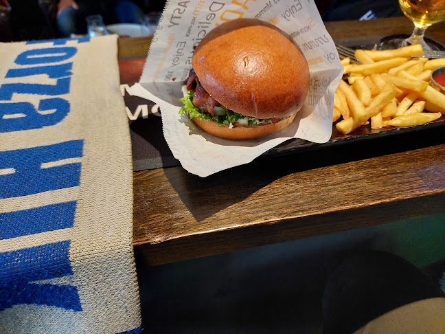 Sports Bar Töölö - Ravintola-ala