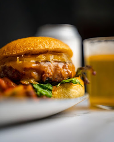 Opinii despre Restaurant Green Hippo - Töölö în Helsinki - Ravintola-ala