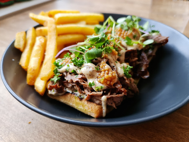 Comments and reviews of One Bar & Restaurant